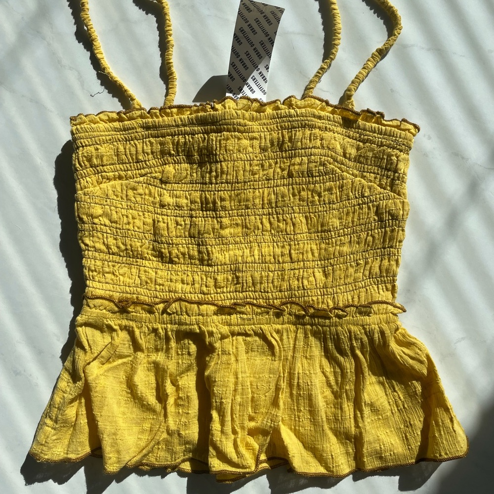URBAN OUTFITTERS TOP